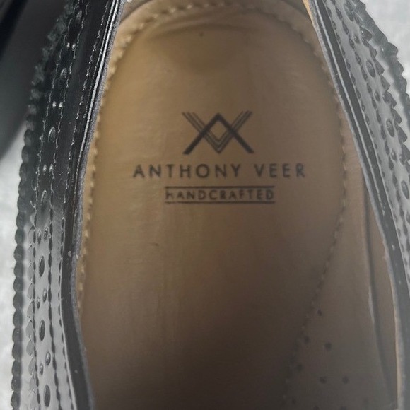 Anthony Veer Handcrafted Black Leather Wingtip Oxford Dress Shoes - Picture 5 of 8